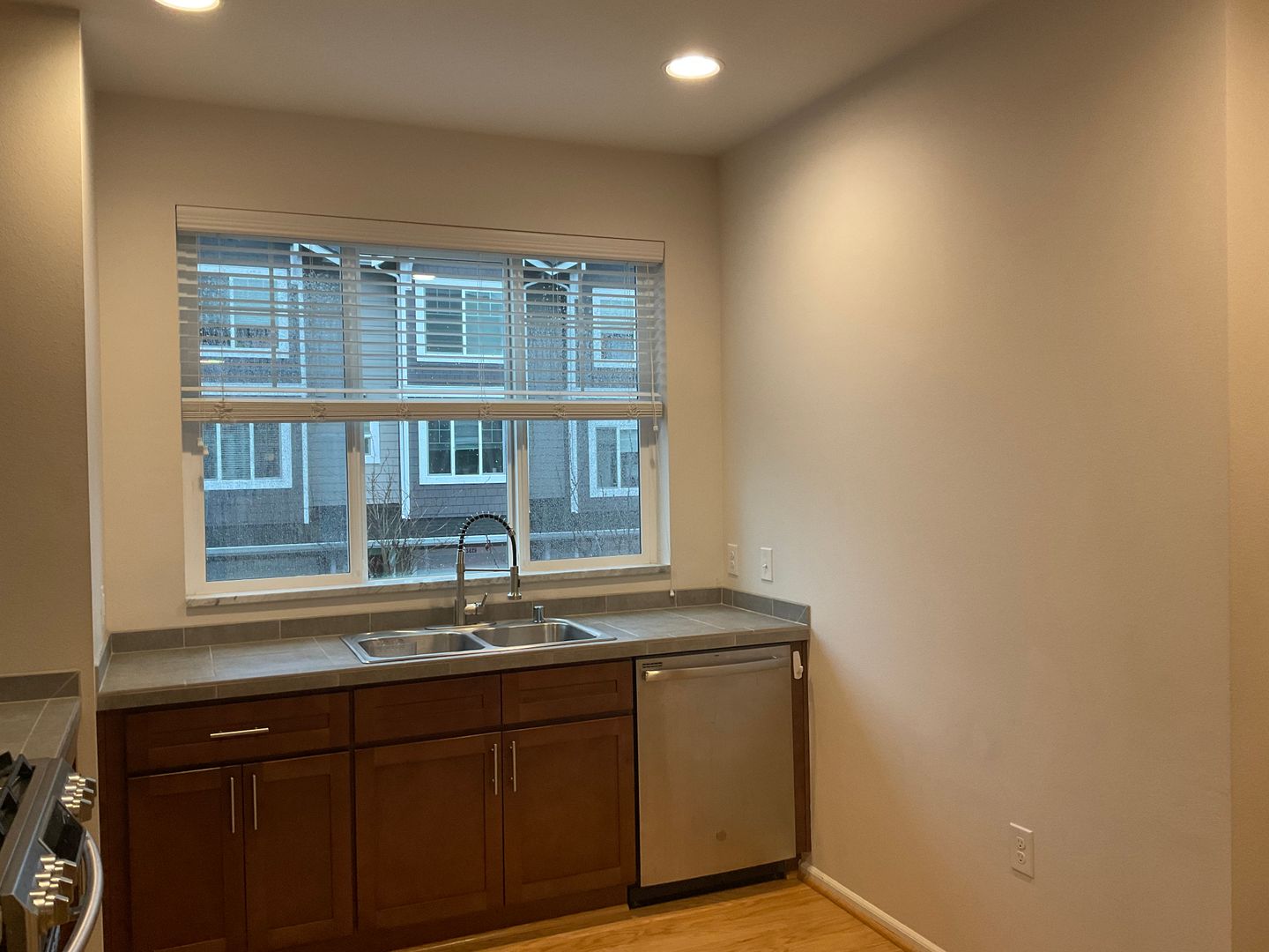 3417 31st Drive  - Everett - Washington - 2 bed, 3 bath rental property