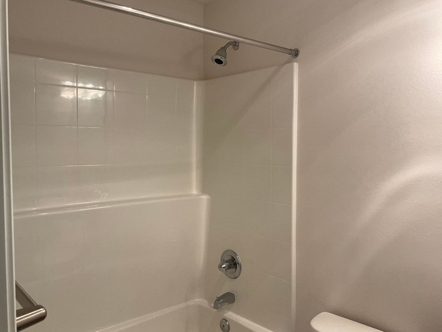 3417 31st Drive  - Everett - Washington - 2 bed, 3 bath rental property