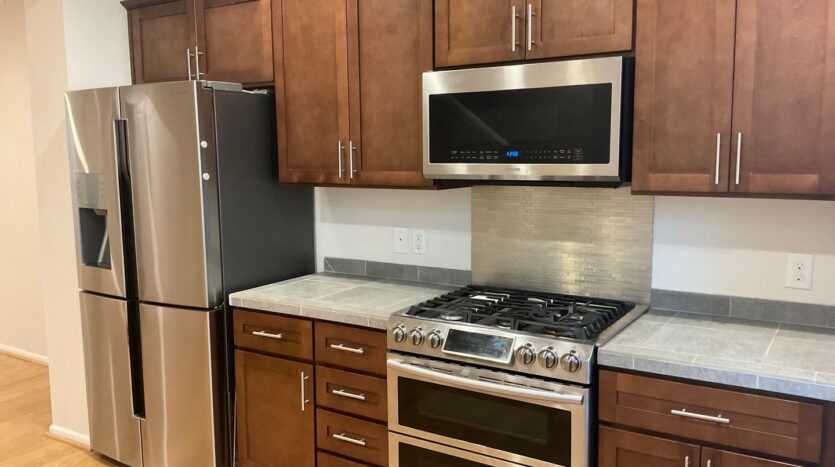 3417 31st Drive  - Everett - Washington - 2 bed, 3 bath rental property