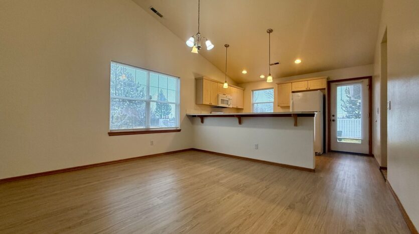 3427 SW Indian Place - Redmond - Oregon - 3 bed, 2 bath rental property