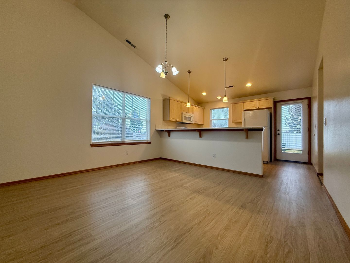 3427 SW Indian Place - Redmond - Oregon - 3 bed, 2 bath rental property