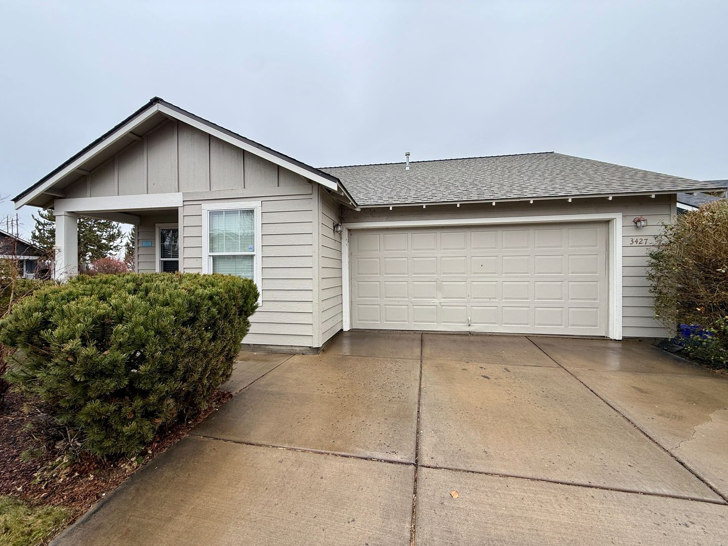 3427 SW Indian Place - Redmond - Oregon - 3 bed, 2 bath rental property