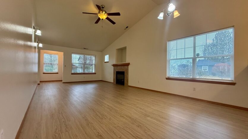 3427 SW Indian Place - Redmond - Oregon - 3 bed, 2 bath rental property