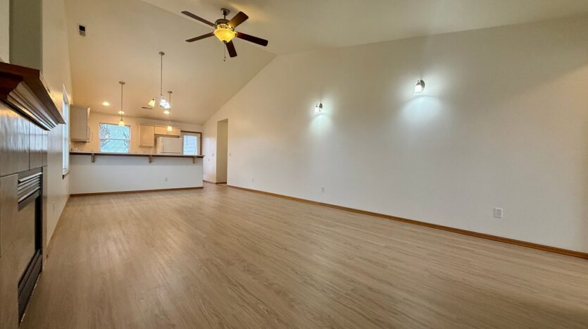 3427 SW Indian Place - Redmond - Oregon - 3 bed, 2 bath rental property