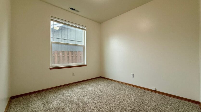 3427 SW Indian Place - Redmond - Oregon - 3 bed, 2 bath rental property