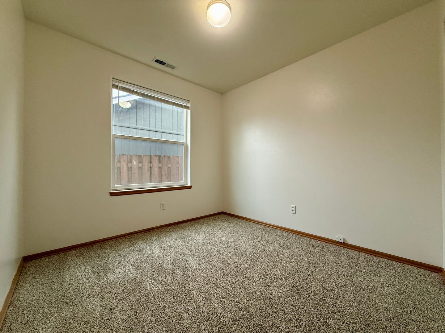 3427 SW Indian Place - Redmond - Oregon - 3 bed, 2 bath rental property