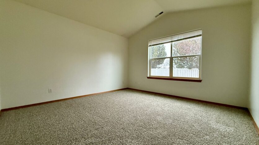 3427 SW Indian Place - Redmond - Oregon - 3 bed, 2 bath rental property
