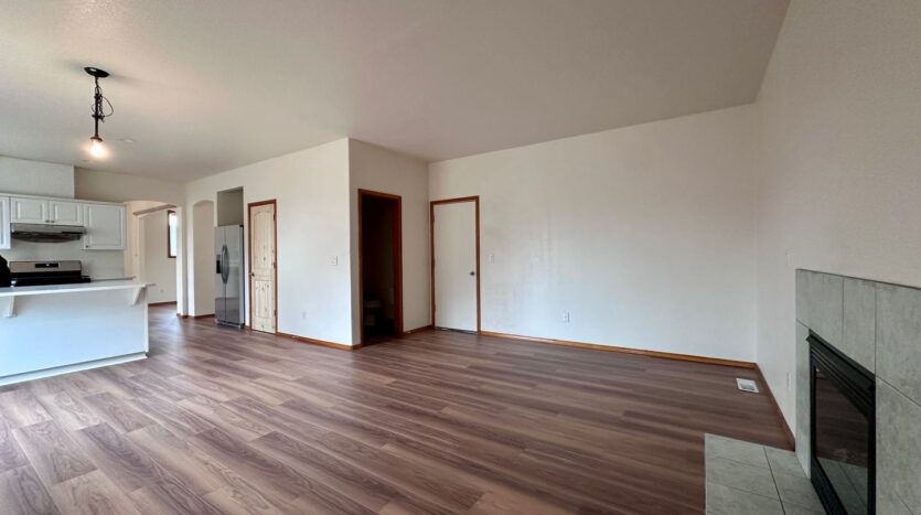 3437 SW 2nd St - Gresham - Oregon - 4 bed, 2.5 bath rental property