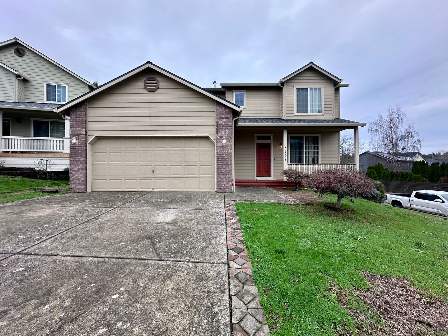 3437 SW 2nd St - Gresham - Oregon - 4 bed, 2.5 bath rental property
