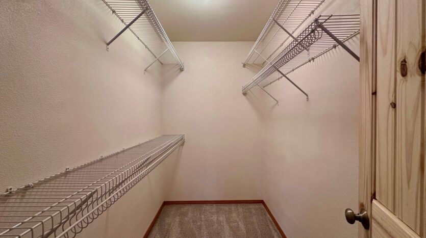 3437 SW 2nd St - Gresham - Oregon - 4 bed, 2.5 bath rental property