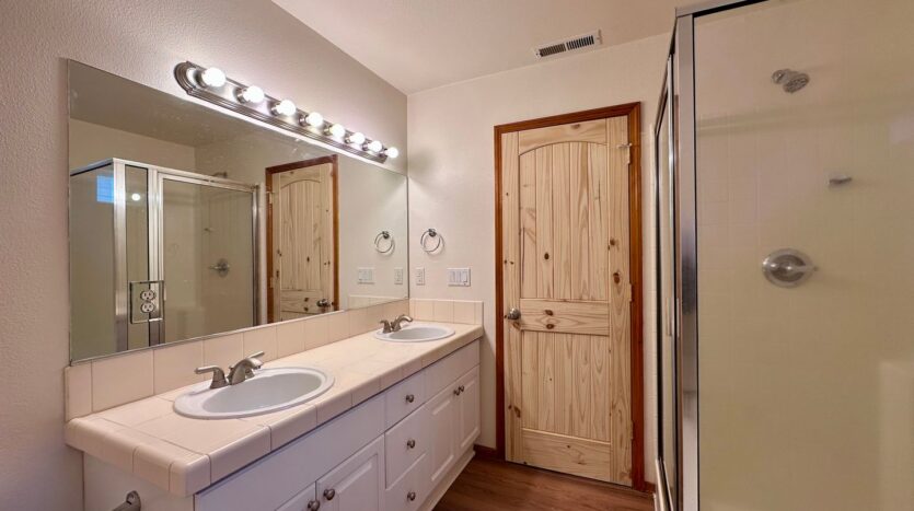 3437 SW 2nd St - Gresham - Oregon - 4 bed, 2.5 bath rental property