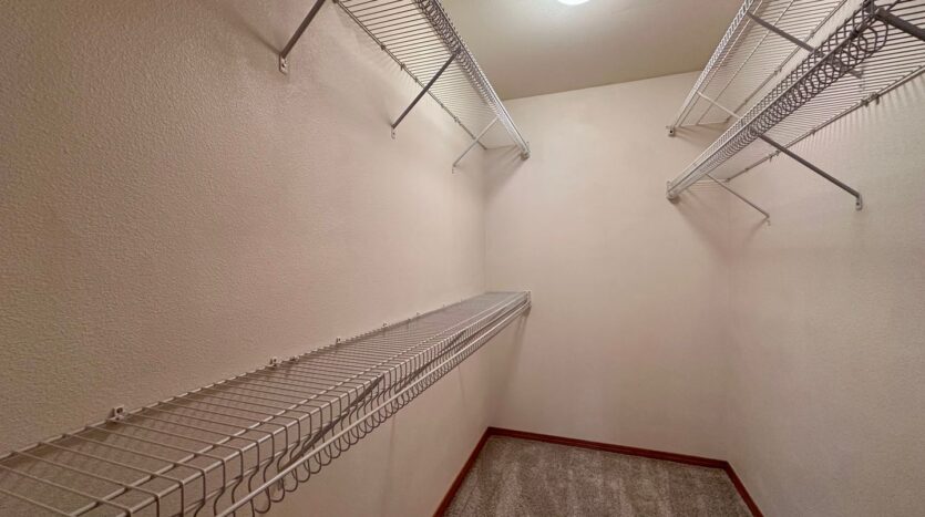 3437 SW 2nd St - Gresham - Oregon - 4 bed, 2.5 bath rental property