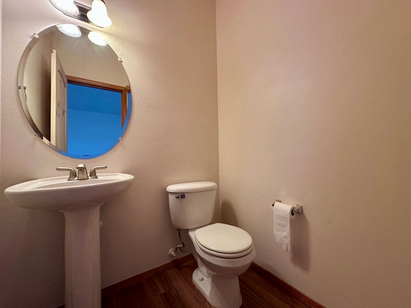 3437 SW 2nd St - Gresham - Oregon - 4 bed, 2.5 bath rental property