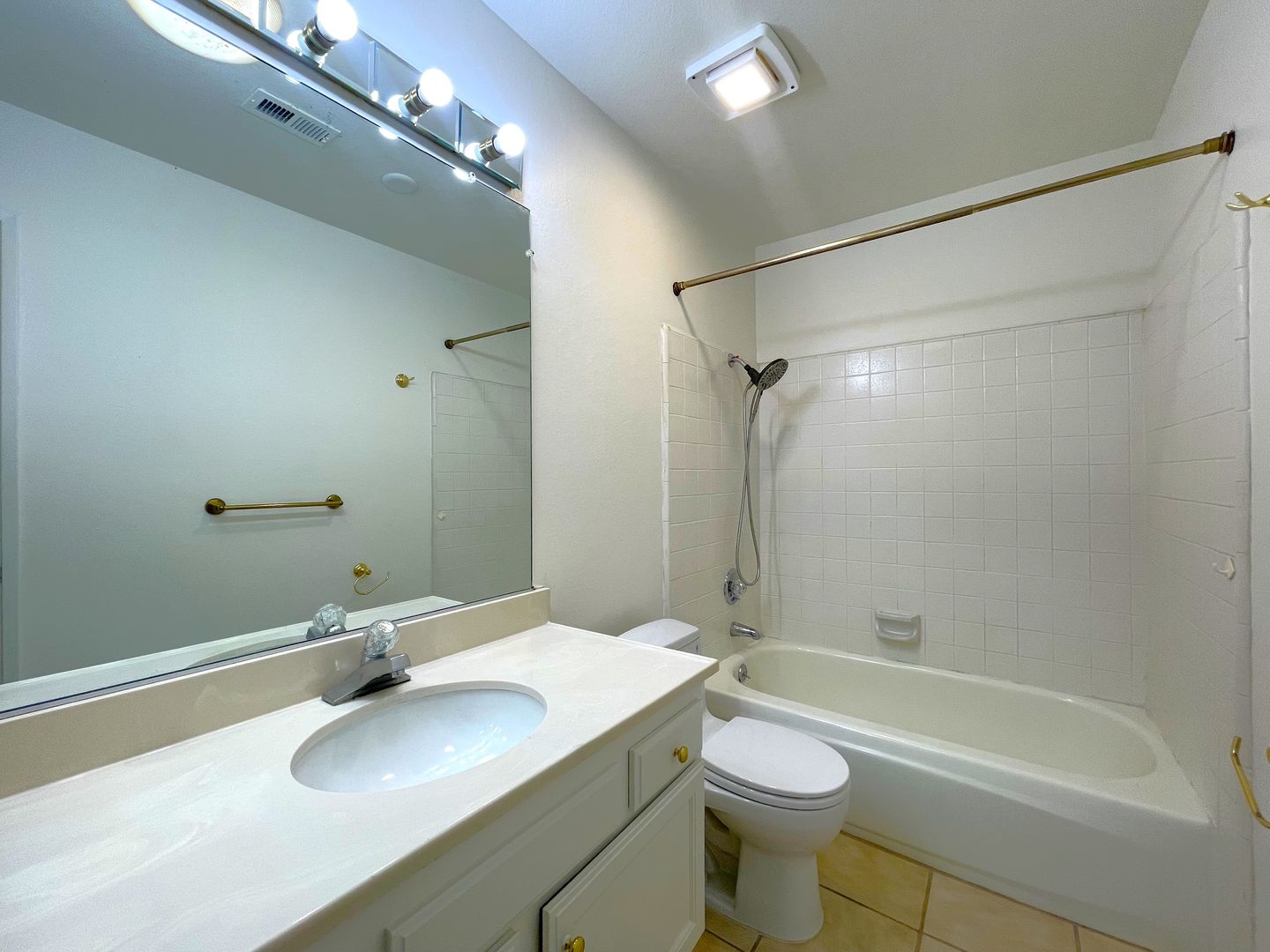 35 Malaga Dr - Rancho Mirage - California - 3 bed, 2 bath rental property