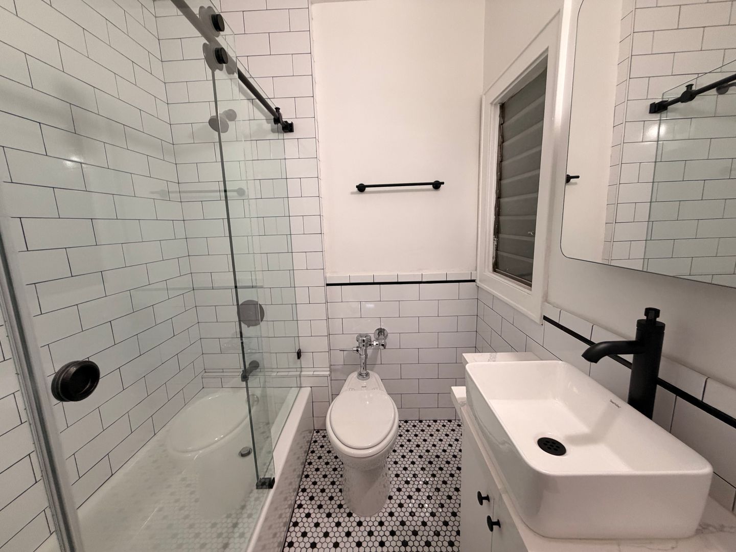360 Ocean Blvd #502 - Long Beach - California - 1 bed, 1 bath rental property