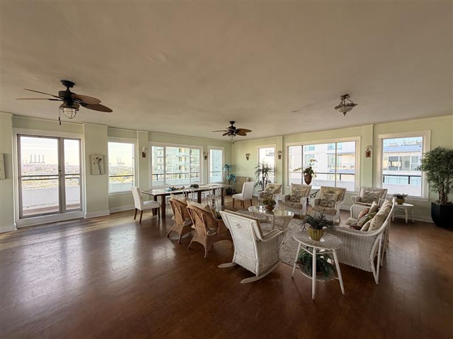 360 Ocean Blvd #502 - Long Beach - California - 1 bed, 1 bath rental property