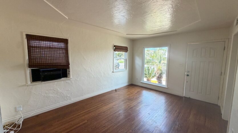 3627  Dwight St - San Diego - California - 2 bed, 1 bath rental property