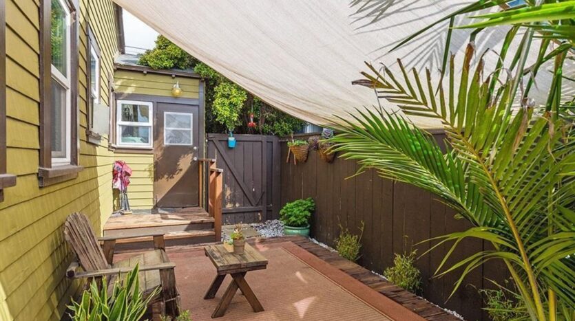 3627  Dwight St - San Diego - California - 2 bed, 1 bath rental property