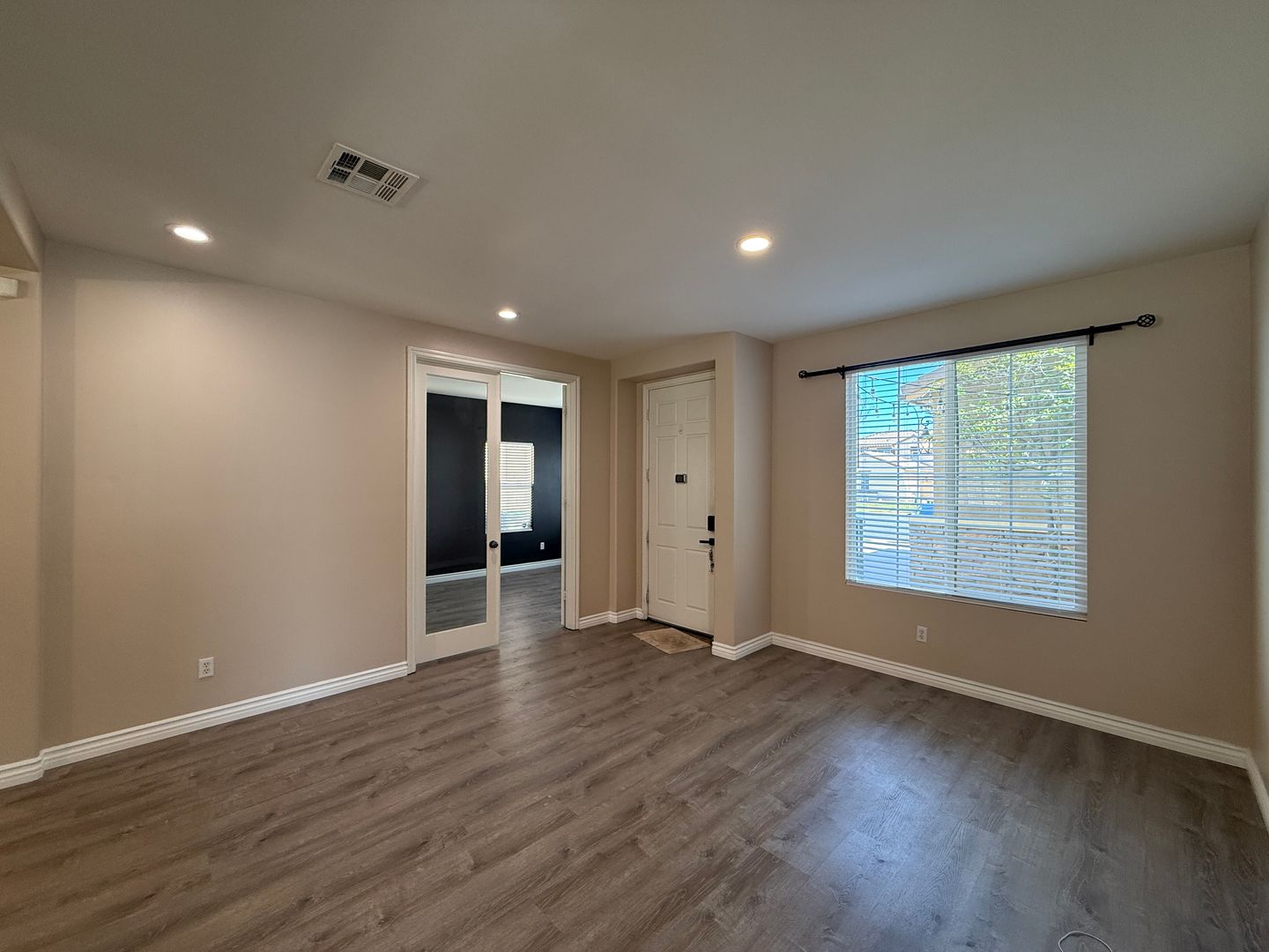 37101 Pergola Terrace - Palmdale - California - 3 bed, 3 bath rental property