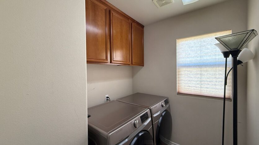 37101 Pergola Terrace - Palmdale - California - 3 bed, 3 bath rental property