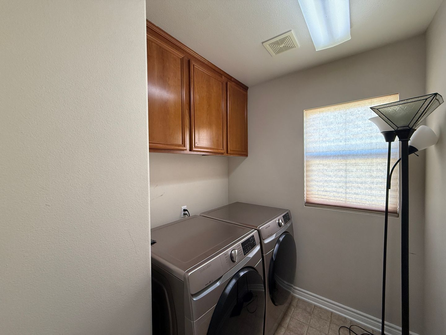 37101 Pergola Terrace - Palmdale - California - 3 bed, 3 bath rental property