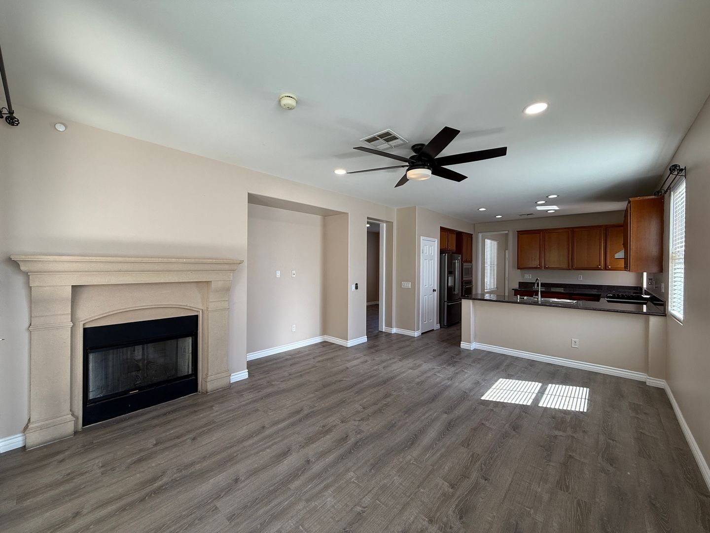 37101 Pergola Terrace - Palmdale - California - 3 bed, 3 bath rental property