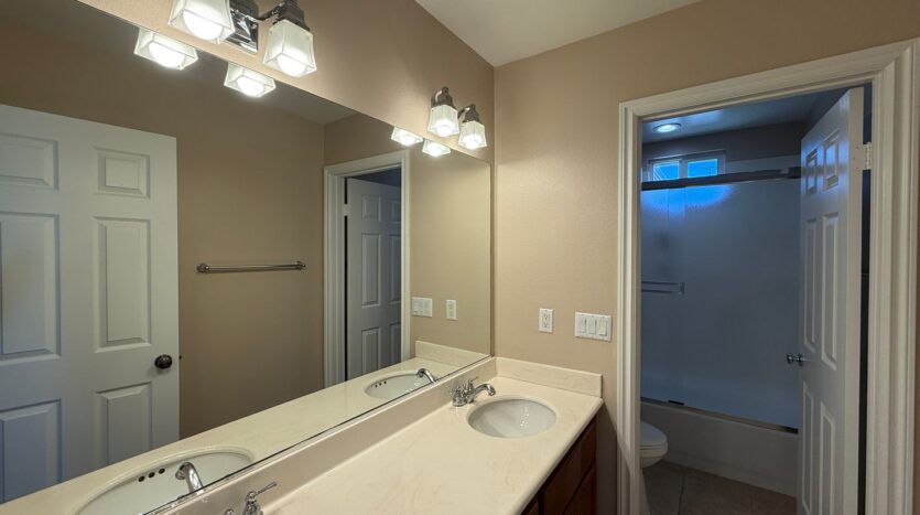 37101 Pergola Terrace - Palmdale - California - 3 bed, 3 bath rental property