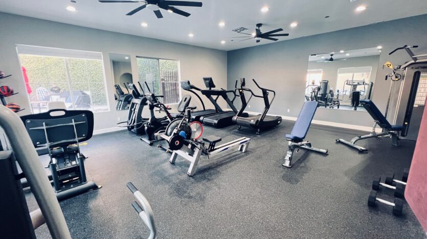 3840 Elijah Court Unit 811 - San Diego - California - 1 bed, 1 bath rental property