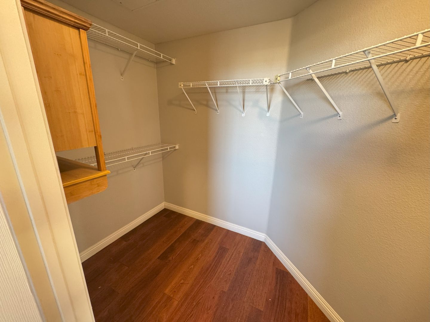 3840 Elijah Court Unit 811 - San Diego - California - 1 bed, 1 bath rental property
