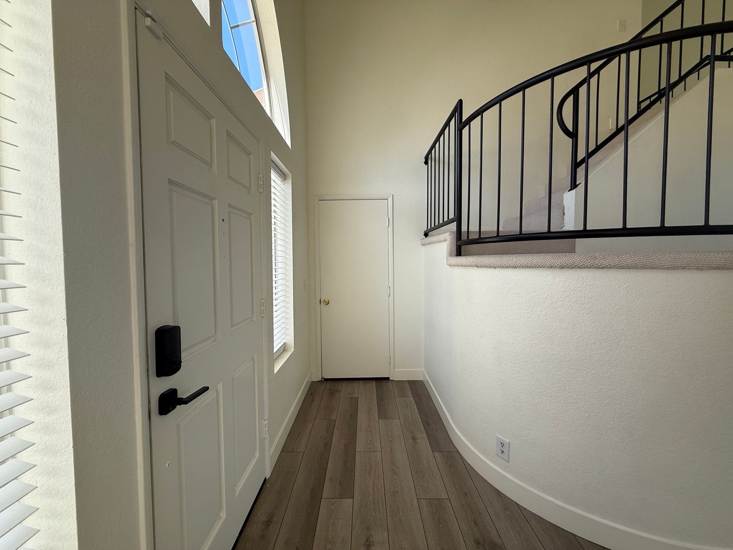 3863 Settineri Ln  - Spring Valley - California - 3 bed, 2.5 bath rental property