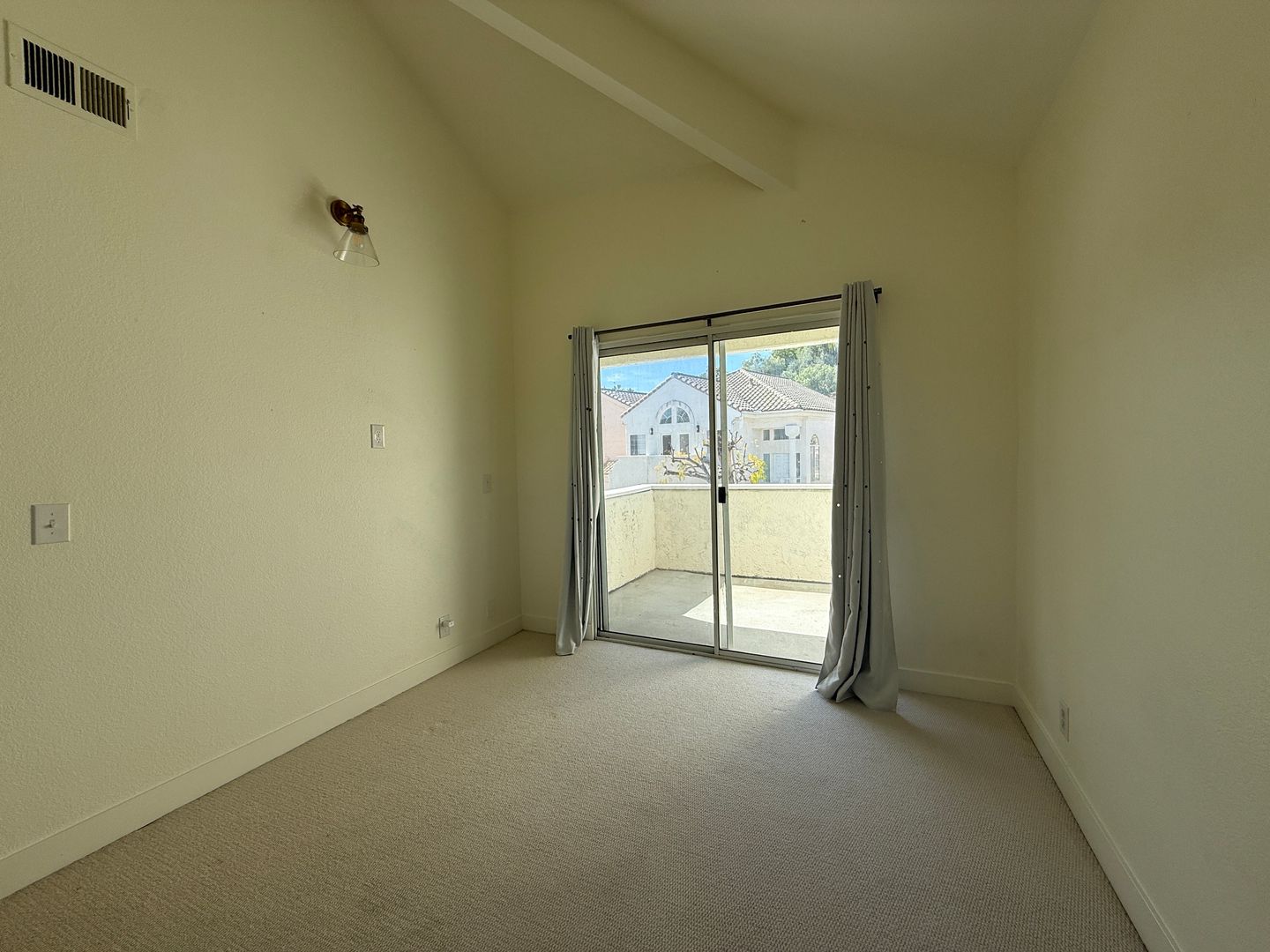 3863 Settineri Ln  - Spring Valley - California - 3 bed, 2.5 bath rental property