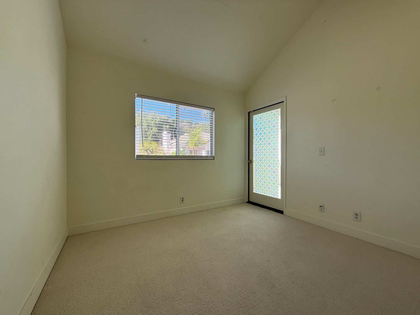 3863 Settineri Ln  - Spring Valley - California - 3 bed, 2.5 bath rental property