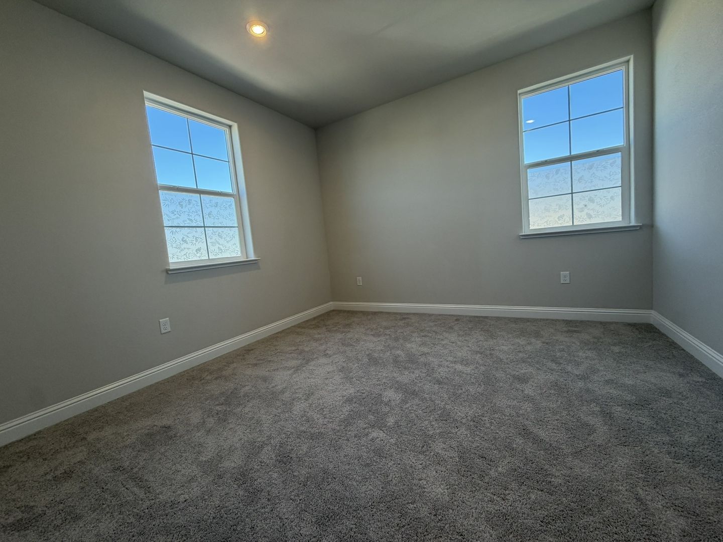 3916 Mirecourt Cir - Rancho Cordova - California - 5 bed, 4 bath rental property