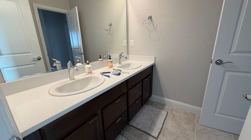 3916 Mirecourt Cir - Rancho Cordova - California - 5 bed, 4 bath rental property