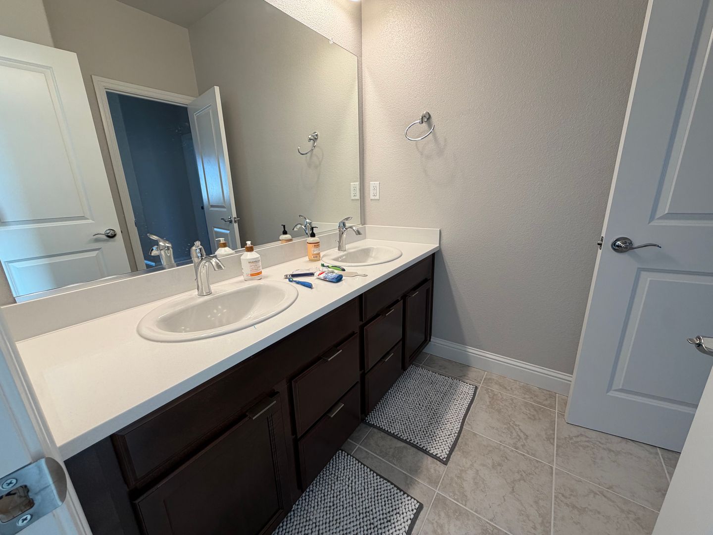 3916 Mirecourt Cir - Rancho Cordova - California - 5 bed, 4 bath rental property