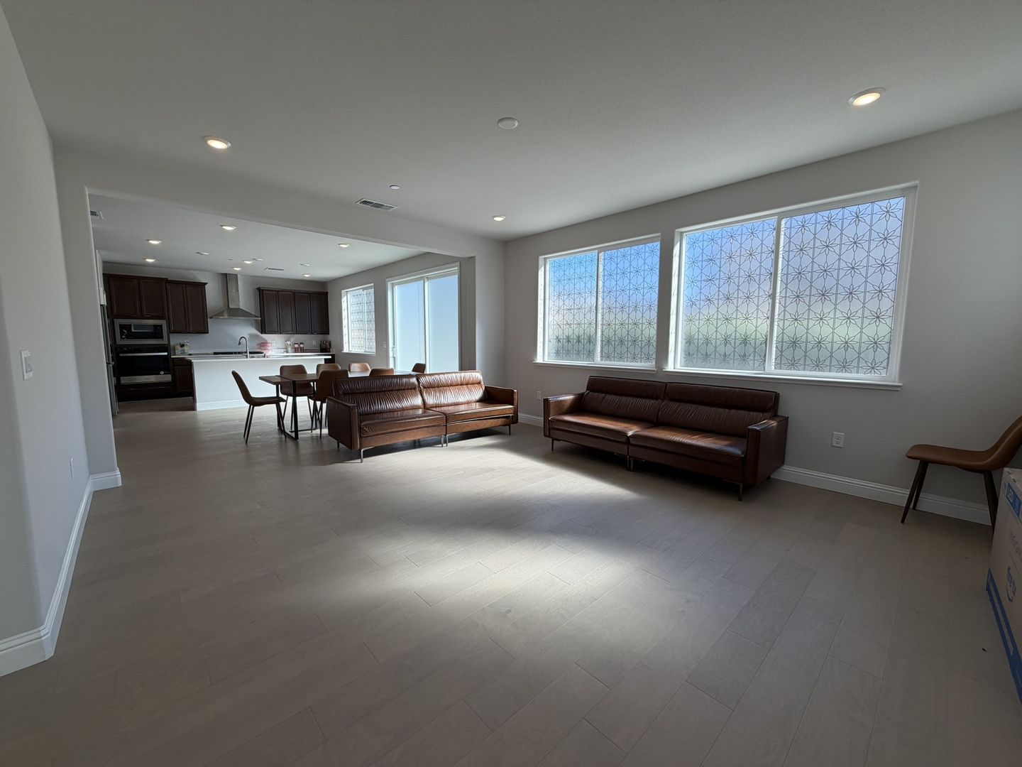 3916 Mirecourt Cir - Rancho Cordova - California - 5 bed, 4 bath rental property