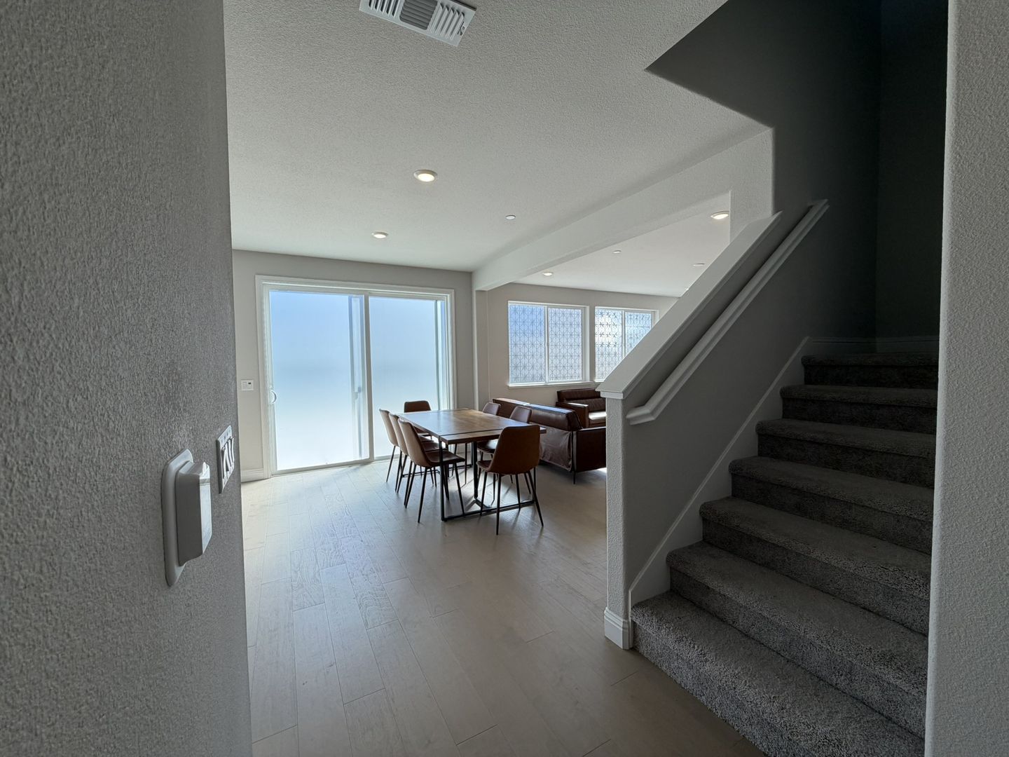 3916 Mirecourt Cir - Rancho Cordova - California - 5 bed, 4 bath rental property