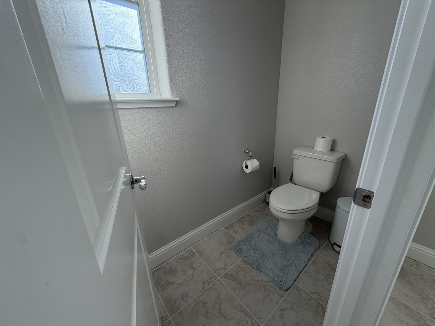 3916 Mirecourt Cir - Rancho Cordova - California - 5 bed, 4 bath rental property