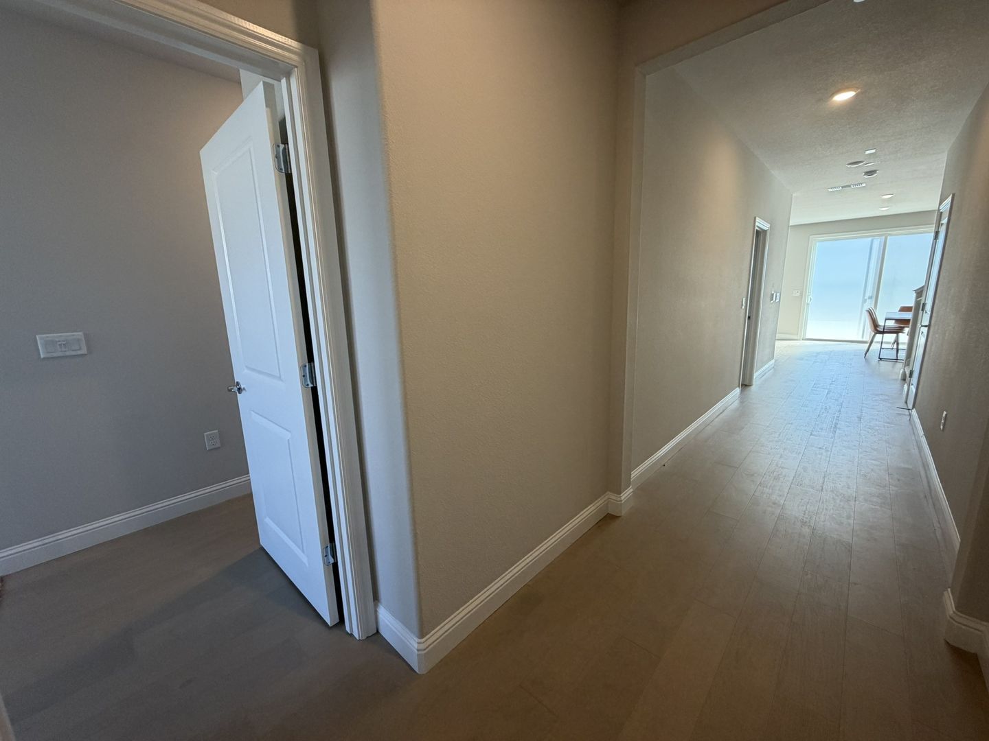 3916 Mirecourt Cir - Rancho Cordova - California - 5 bed, 4 bath rental property