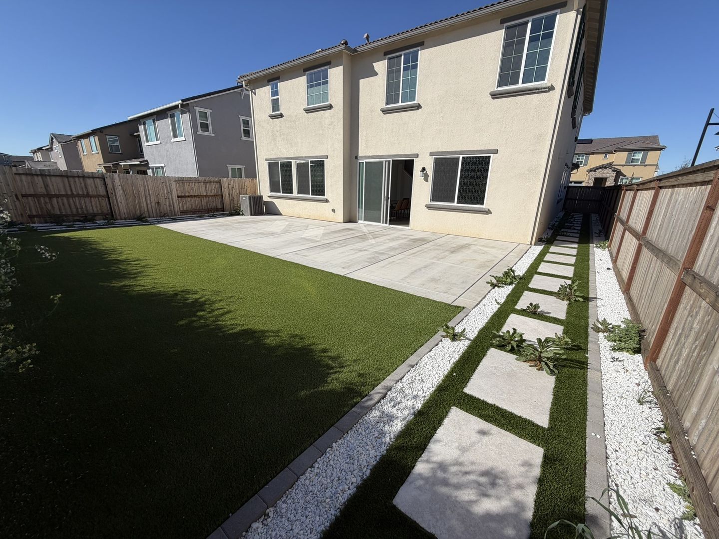 3916 Mirecourt Cir - Rancho Cordova - California - 5 bed, 4 bath rental property