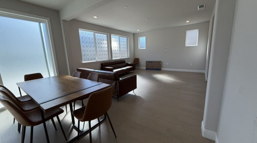 3916 Mirecourt Cir - Rancho Cordova - California - 5 bed, 4 bath rental property