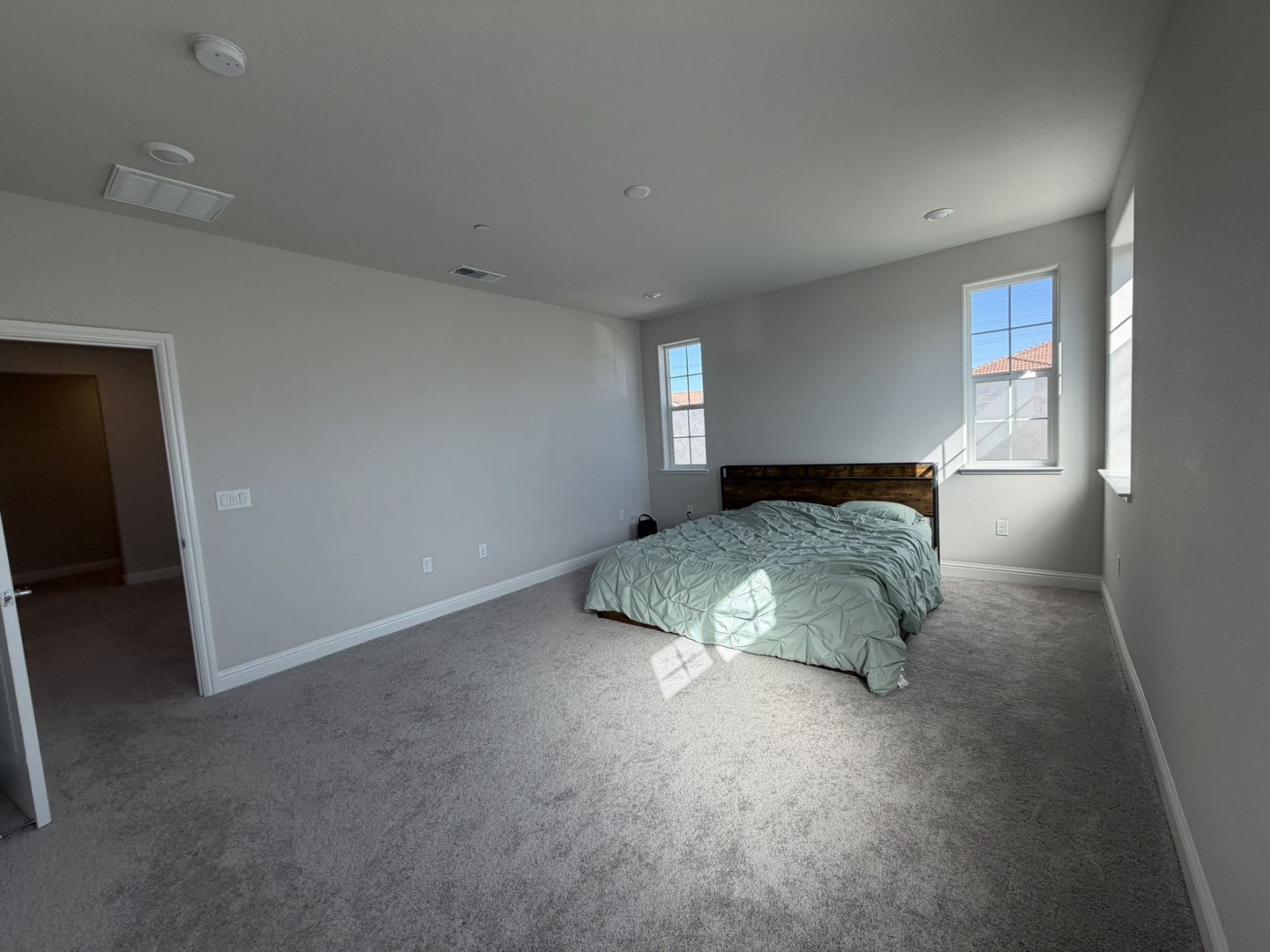 3916 Mirecourt Cir - Rancho Cordova - California - 5 bed, 4 bath rental property