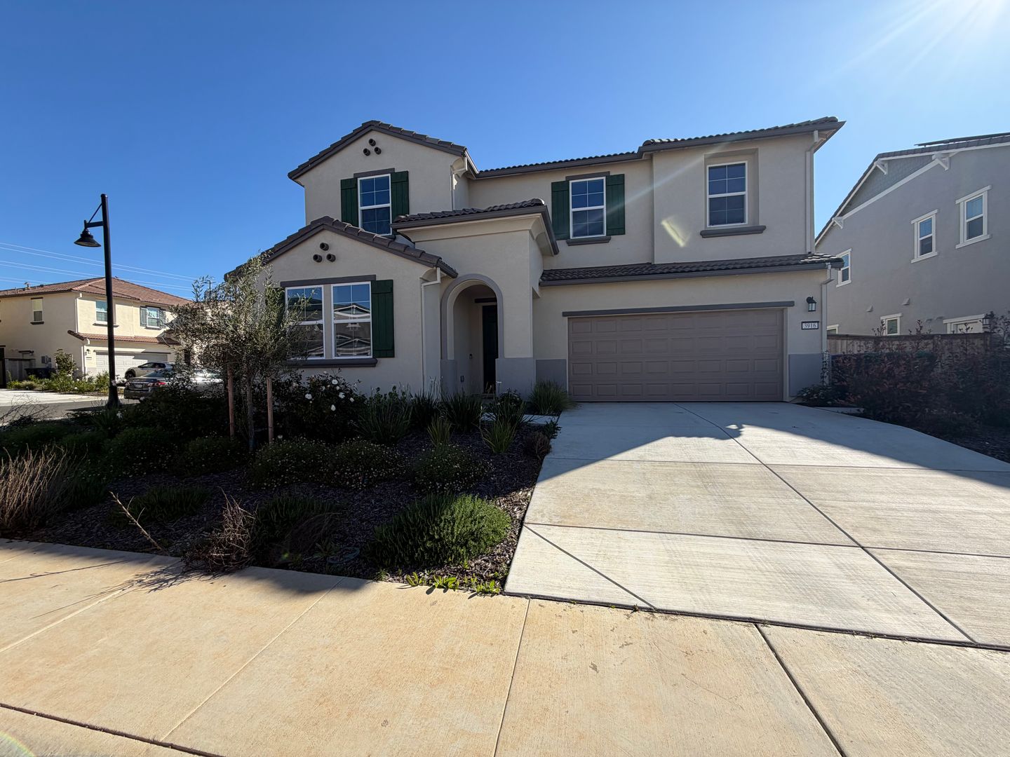 3916 Mirecourt Cir - Rancho Cordova - California - 5 bed, 4 bath rental property
