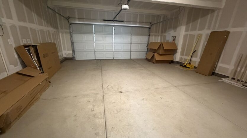 3916 Mirecourt Cir - Rancho Cordova - California - 5 bed, 4 bath rental property