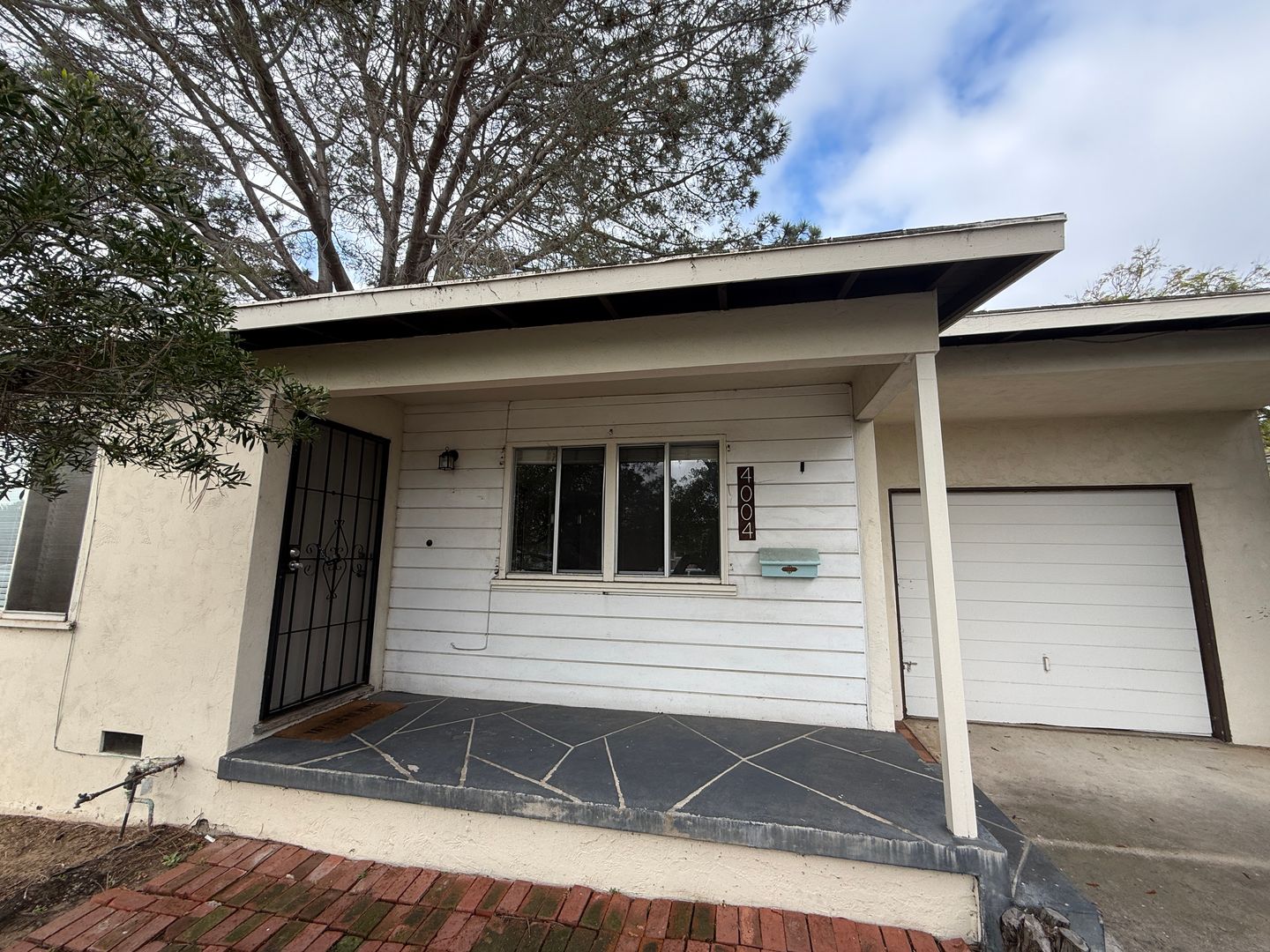 4004 Kendall St. - San Diego - California - 2 bed, 1 bath rental property