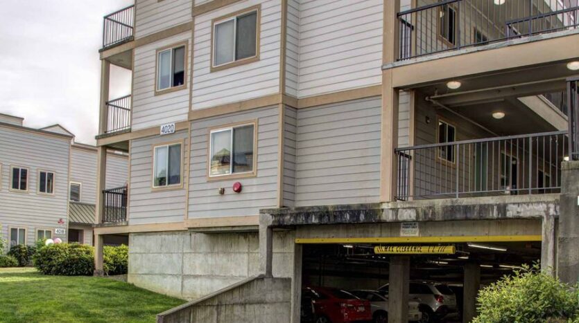 4018 Northwest Avenue - Bellingham - Washington - 2 bed, 2 bath rental property