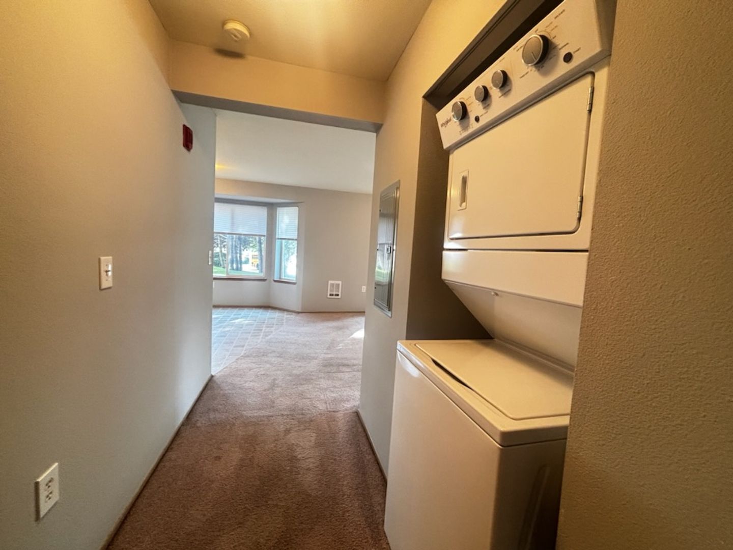 4018 Northwest Avenue - Bellingham - Washington - 1 bed, 1 bath rental property