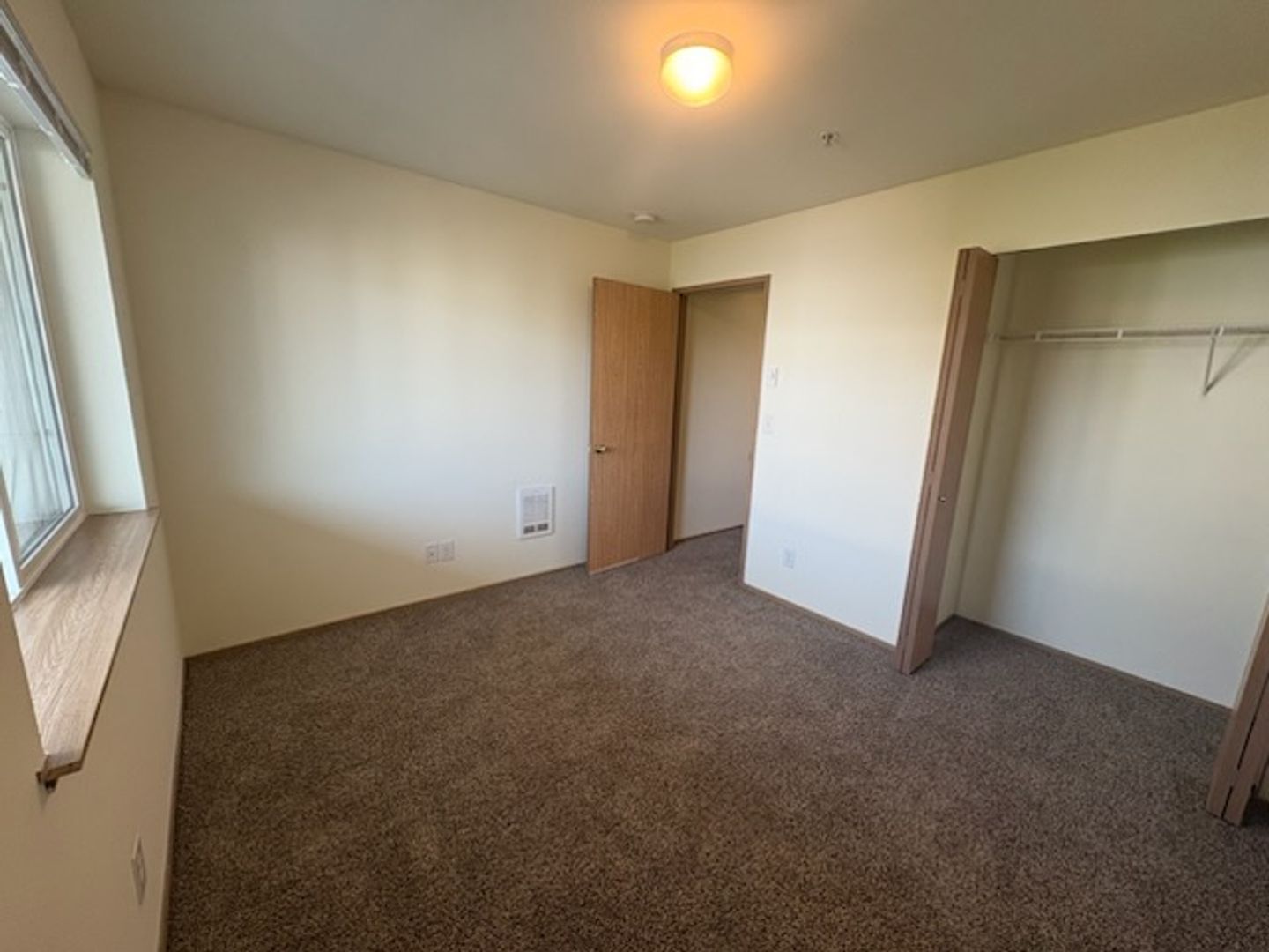 4018 Northwest Avenue - Bellingham - Washington - 2 bed, 1 bath rental property