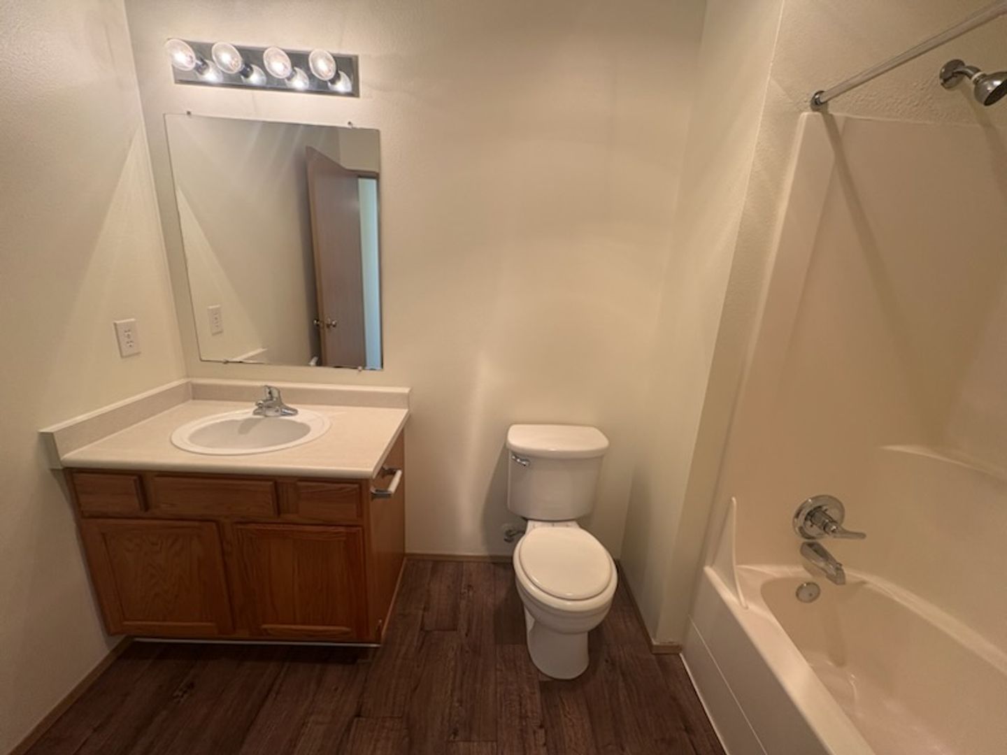 4018 Northwest Avenue - Bellingham - Washington - 2 bed, 1 bath rental property
