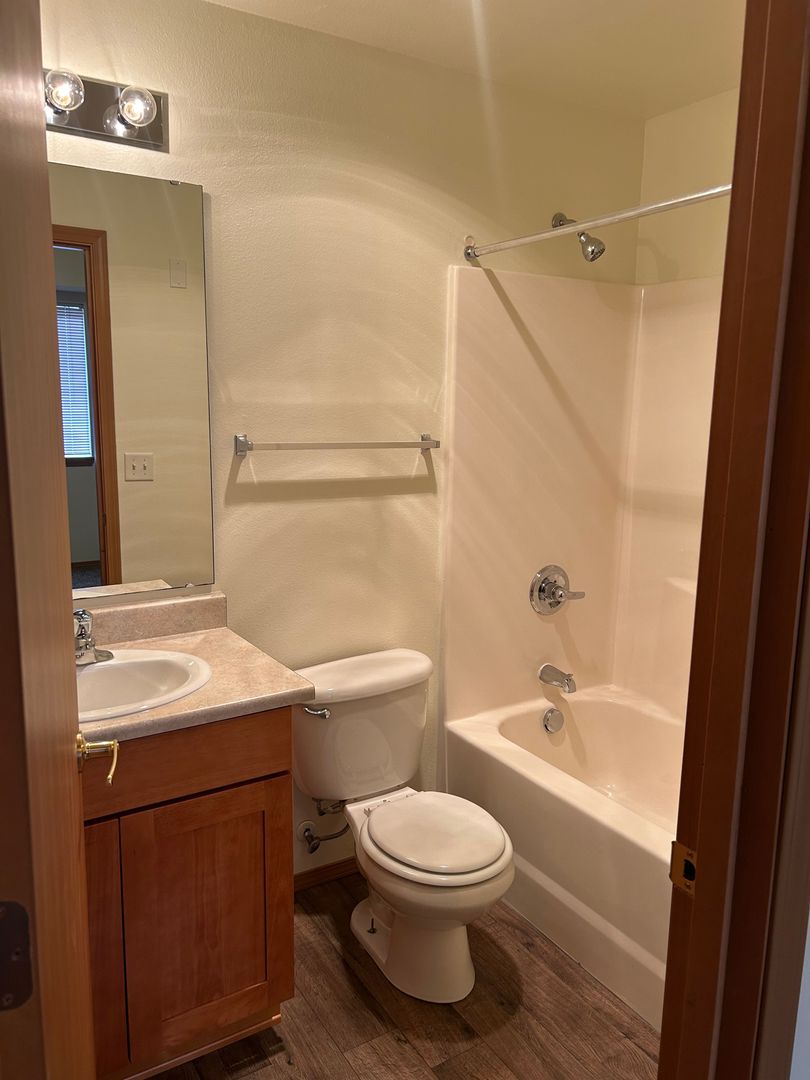 4018 Northwest Avenue - Bellingham - Washington - 2 bed, 2 bath rental property